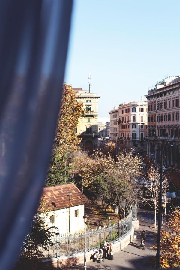 Bed And Breakfast Piazza Vittorio87 Roma Exterior foto
